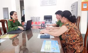 Nữ cán bộ công an làm theo lời Bác