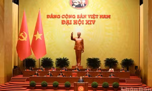 Báo cáo chính trị của Ban Chấp hành Trung ương Đảng khóa XIII tại Đại hội đại biểu toàn quốc lần thứ XIV của Đảng