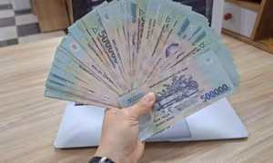 Lãi suất tiết kiệm kỳ hạn 13 tháng lên cao tới 9%