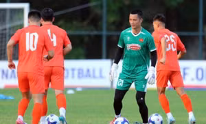 Đội tuyển Việt Nam tạo cơ hội cho thủ môn trẻ