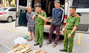 Triệt phá đường dây buôn lậu vàng, bạc qua biên giới Việt - Trung