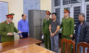 Bắt giữ đối tượng truy nã giả danh công an lừa hơn 65 tỉ đồng