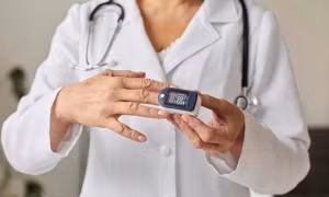 7 cách bảo vệ tim mạch, giảm nguy cơ cholesterol cao ở cha mẹ