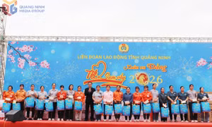 Chương trình “Tết Sum vầy – Xuân ơn Đảng” tại KCN Đông Mai