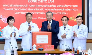 Phát biểu của Tổng Bí thư Tô Lâm tại buổi thăm, chúc mừng ngành y tế và tập thể cán bộ, y bác sĩ, nhân viên Bệnh viện Hữu Nghị