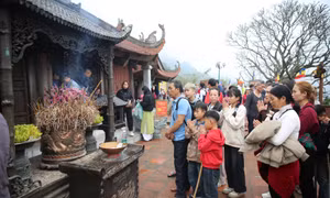 Đầu năm du xuân Yên Tử
