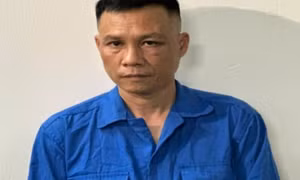 Mâu thuẫn tình cảm, người đàn ông đâm bạn gái trọng thương