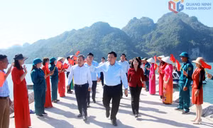 Đoàn ĐBQH tỉnh Quảng Ninh khóa XV: Đổi mới phương thức hoạt động, nâng cao chất lượng đại diện cho cử tri