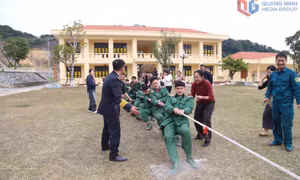 Xuân về trên đảo tiền tiêu