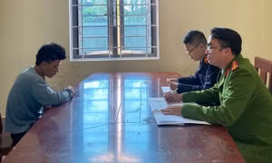 Bắt giữ đối tượng cướp tài sản người đi đường ở Nghệ An