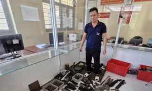 Công an Thành phố Hồ Chí Minh khám phá vụ án tàng trữ, mua bán trái phép vũ khí số lượng lớn