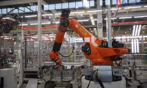 Quyết tâm nâng mục tiêu tăng trưởng GRDP năm 2026 lên trên 13%
