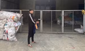 Mượn xe máy rồi mang đi cầm đồ, cắt liên lạc với chủ xe