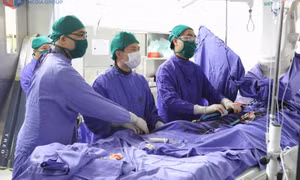 Thúc đẩy KHCN và chuyển đổi số ngành y