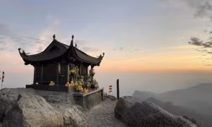 9 đền chùa nổi tiếng linh thiêng ở miền Bắc cho chuyến du xuân