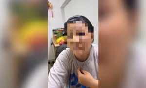 Thiếu nữ cùng đồng bọn cướp giật túi xách tại vòng xoay Trần Não - Lương Định Của
