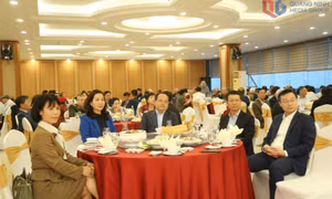 Tỉnh Quảng Ninh gặp mặt đại biểu văn nghệ sĩ và các cơ quan thông tấn, báo chí