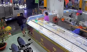 Cướp tiệm vàng tại xã Hiệp Phước, bị bắt sau 5 giờ khi đang 'phê' ma túy