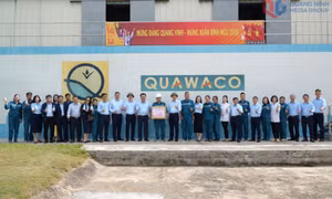Lãnh đạo HĐND tỉnh chúc Tết công nhân vệ sinh môi trường một số địa phương và Nhà máy nước Đồng Ho