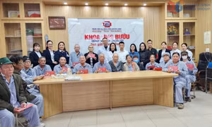 Mang Tết đến gần hơn với người bệnh