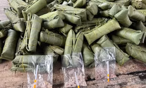 Khởi tố chủ cơ sở sản xuất giò chả sử dụng hàn the, thu giữ hơn 1,2 tấn thực phẩm vi phạm