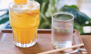 Chuyên gia cảnh báo không nên uống một loại nước phổ biến vào buổi sáng