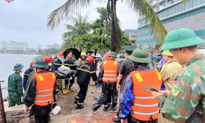 Phát hiện thi thể nam giới trôi dạt ở vùng vịnh Hạ Long