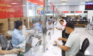 Xây dựng chính quyền 2 cấp gần dân, vì dân