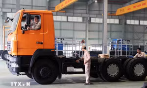 Bảng giá tính lệ phí trước bạ điều chỉnh, bổ sung đối với ôtô, xe máy