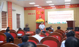 Phường Hà Tu tổ chức hội nghị lấy ý kiến dự thảo báo cáo chính trị Đại hội Đảng các cấp