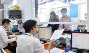 Hồ sơ miễn, giảm tiền sử dụng đất cho người có công