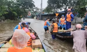 Ăn uống không sạch, bệnh thương hàn dễ gõ cửa mùa mưa lũ