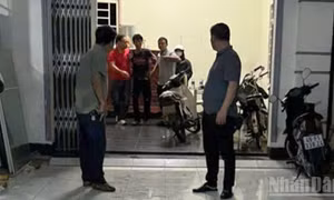 Lâm Đồng: Giải cứu người phụ nữ bị thanh niên "ngáo đá" dùng dao khống chế