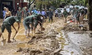 Thủ tướng yêu cầu nhanh chóng khắc phục hậu quả bão số 3 và mưa lũ