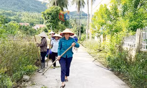 Những người có uy tín vùng đồng bào dân tộc thiểu số