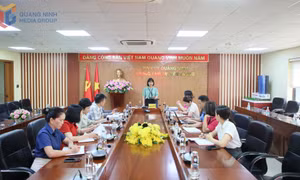 Họp Hội đồng sơ khảo Cuộc thi chính luận về bảo vệ nền tảng tư tưởng của Đảng tỉnh Quảng Ninh năm 2025