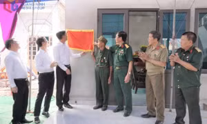 Bàn giao Nhà tình nghĩa tặng nạn nhân chất độc da cam/dioxin