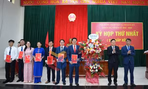 Kỳ họp thứ nhất HĐND xã Hoành Mô, nhiệm kỳ 2021-2026, tháng 7-2025