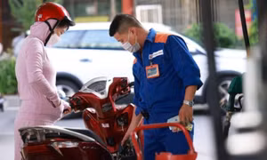 Dự kiến bắt buộc dùng xăng E10 từ ngày 1.1.2026