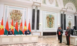 Lễ ký các văn kiện hợp tác giữa Việt Nam và Belarus