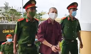 Tuyên phạt ông Lê Tùng Vân mức án 3 năm tù về tội loạn luân