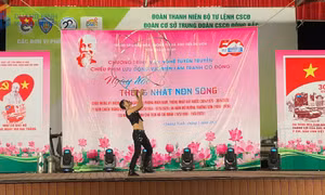 Tuyên truyền lưu động với chủ đề "Ngày hội thống nhất non sông"
