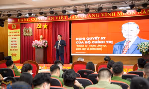 Hiệu quả bước đầu triển khai phong trào “Bình dân học vụ số” tại Công an tỉnh Quảng Ninh