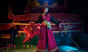 Thanh Hằng trở lại với Vietnam's Next Top Model
