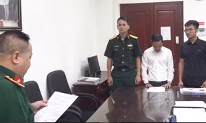 Khởi tố, bắt tạm giam chấp hành viên chiếm đoạt 2 tỉ đồng