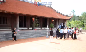 Khảo sát công tác quản lý nhà nước về bảo tồn, phát huy giá trị các di tích tại Quan Lạn
