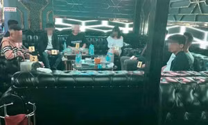 Kiểm tra quán bar ở Bảo Lộc, phát hiện nhiều người dương tính với ma túy