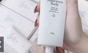 Thu hồi toàn quốc lô kem chống nắng ghi nhãn SPF 50 nhưng kết quả kiểm nghiệm là SPF 2,4