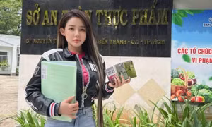 Ngân 98 đến cơ quan chức năng làm việc vụ sản phẩm giảm cân nghi kém chất lượng