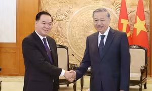 Tổng Bí thư Tô Lâm tiếp Chánh Văn phòng Trung ương Đảng Nhân dân Cách mạng Lào
